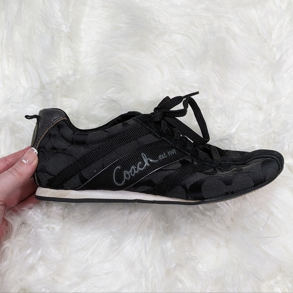 Coach Henrietta Signature Logo Black Jacquard Low Top‎ Tennis Shoes Size 5 - Picture 1 of 7